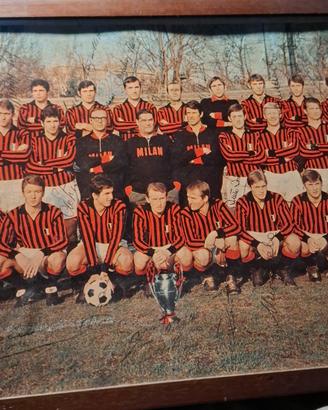 foto rosa milan 68/69 firmata da tutti