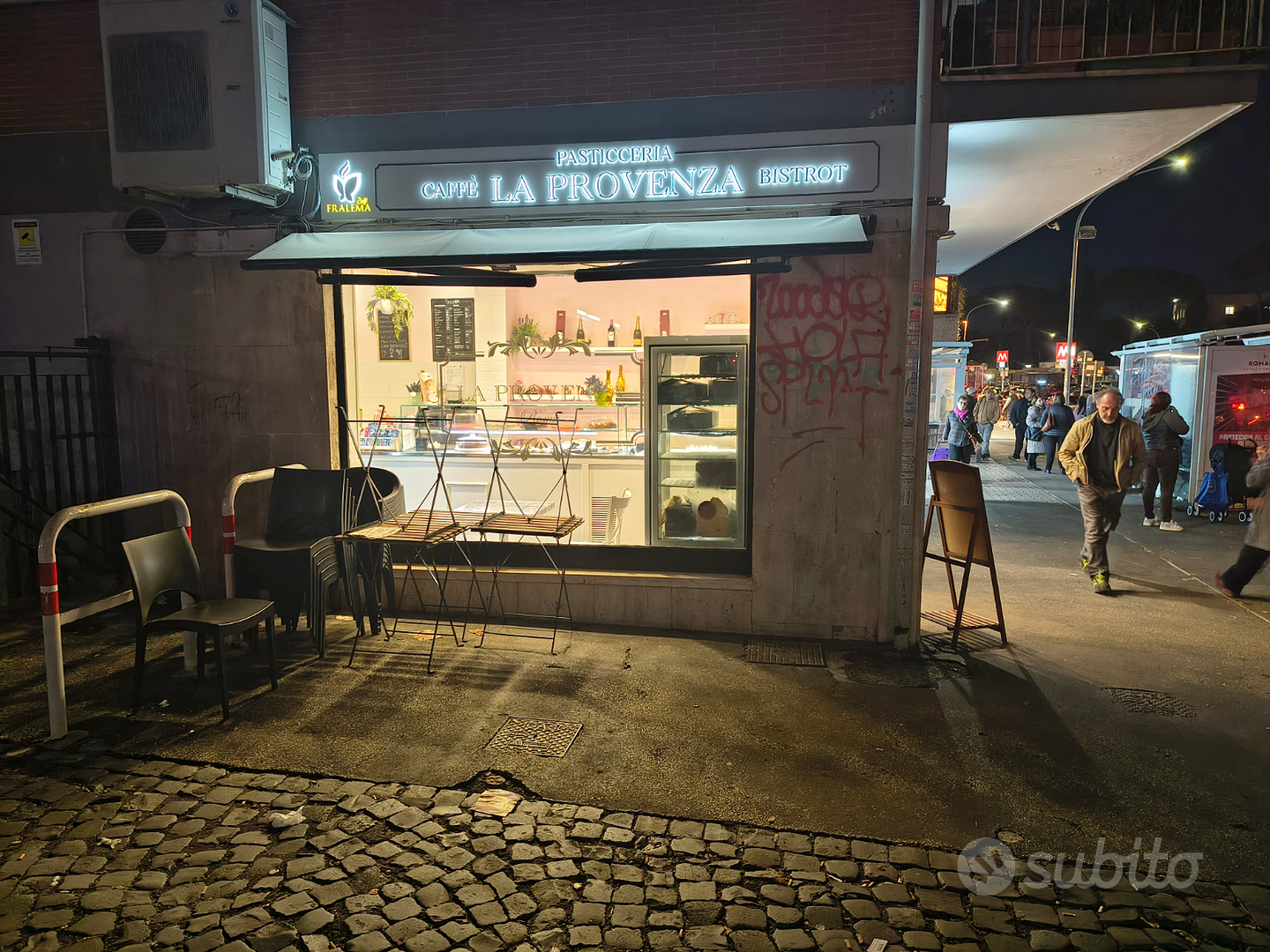 Attività bar,zona tuscolana,via t. labieno - Vista 4