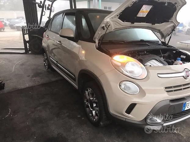 Accessori e ricambi Fiat 500L Cross