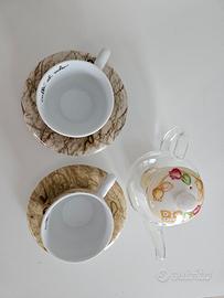 THUN Crème: 2 tazze con piattini e teiera in vetro