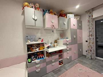 Cameretta ikea con letto e materasso estensibile