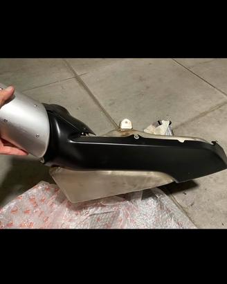 Scarico originale panigale v2
