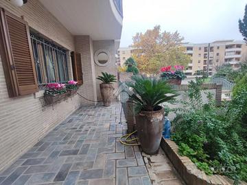 VILLA A SCHIERA A FOGGIA