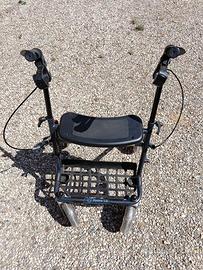 Deambulatore per persone a mobilità ridotta