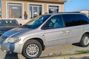 7 POSTI Voyager 2800 crdi AUTOMATICO