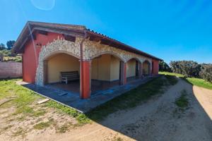 Villa con azienda agricola da avviare