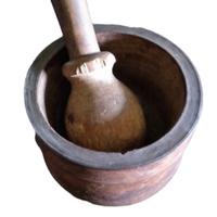 Mortaio in legno massello di castagno del Cilento