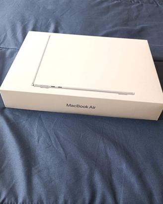 MacBook Air 13” M5  16GB   512GB