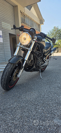 Ducati monster 750 dark