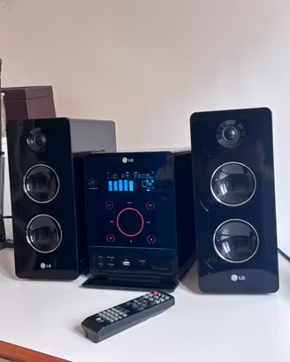 Stereo Hi-Fi LG FA162(160W) CD, USB, FM, AUX