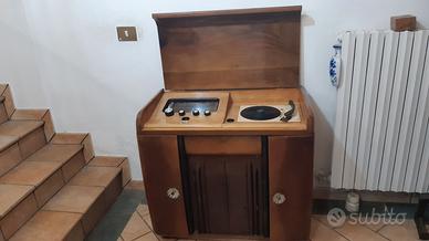 Mobile radio con giradischi anni 50