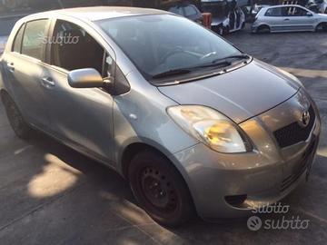 Toyota yaris 2006