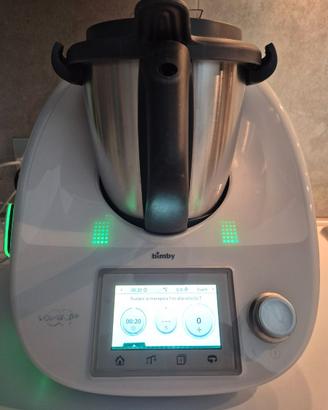 Bimby Vorwerk TM5  completo di accessori