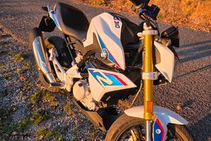 BMW g310 r patente A2 