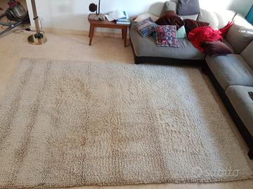 Tappeto bianco in lana arredamento