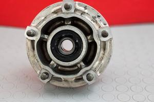 MOZZO POSTERIORE HONDA HORNET 900 2002 2003 CB 200