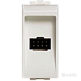 Presa 8 poli Livinglight 336982