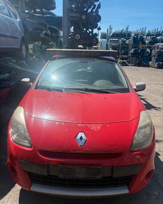 RICAMBI RENAULT CLIO 1.5 DIESEL ANNO:2010