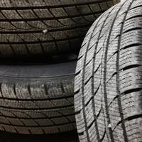 215/70 R16 100H - treno 4 ruote complete  cerchi e