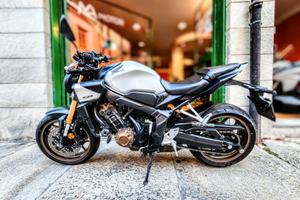 Honda CB 650 R - Garantita e Finanziabile