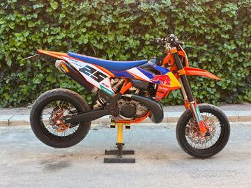 Ktm 300 EXC Sixdays Motard