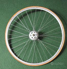 Ruota 28 posteriore completa bicicletta da corsa