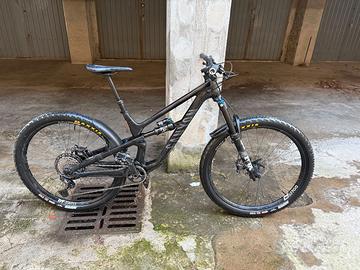 MTB Canyon Spectral CF 8