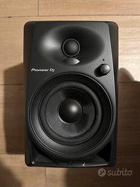 Pioneer DM-40