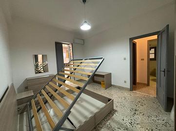 MONOLOCALE A PALERMO