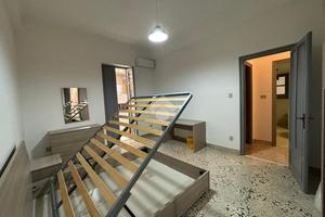 MONOLOCALE A PALERMO