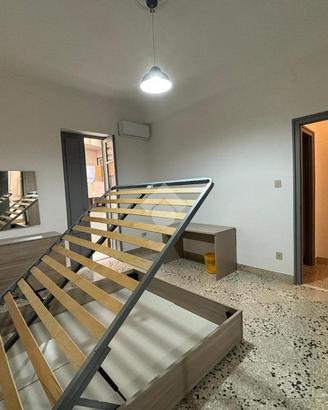 MONOLOCALE A PALERMO
