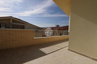 3 LOCALI A TORTORETO