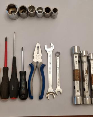 set attrezzi da lavoro 