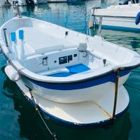 Gozzo ligure 6 mt entrobordo senza patente