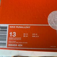 scarpe da ginnastica Nike misura 47,5