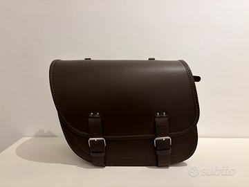 Borsa artigianale con staffa sx Guzzi v7 special