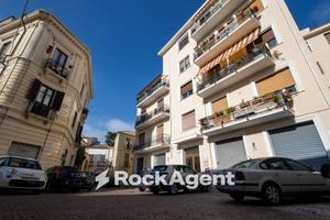 Appartamento di 192 m² con più di 5 locali a Catan