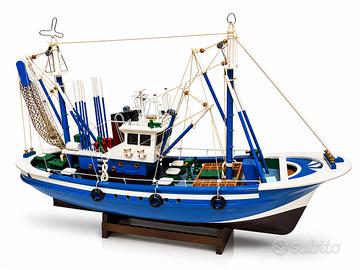 Modello Barca Peschereccio Artigianale