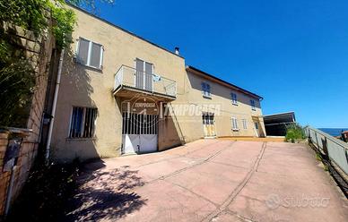 CASTELFIDARDO - CASA INDIPENDENTE da ristruttura