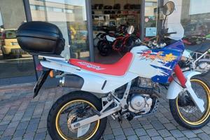 Honda NX 650 Dominator