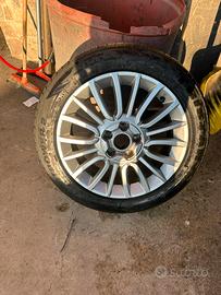 1 cerchio in lega completa di gomma fiat 500