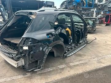 SCOCCA LATERALE, TETTO, PUNTE ,TAGLIATA MERCEDES G