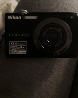 Nikon coolpix s3000(ricambi)