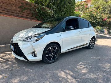 Toyota yaris hybrid 2018