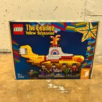 Lego 21306 The Beatles Yellow Submarine