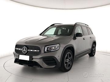 Mercedes-Benz GLB 200 d premium auto