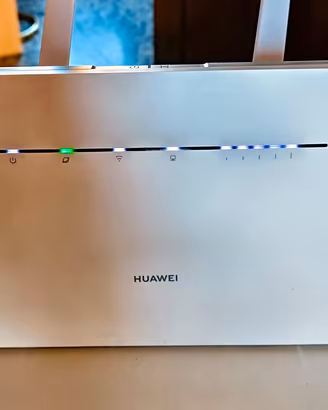 Modem Router 4G+ Huawei (Modello: B535-232)