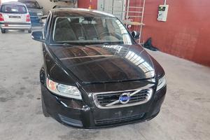 VOLVO V 50 RICAMBI USATI GARANTITI