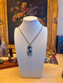 collana con fiori secchi 