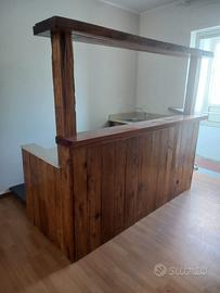 Arredamento per enoteca